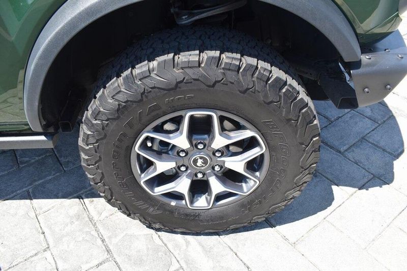 Used 2023 Ford Bronco BadlandsImage 4