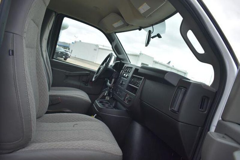 New 2026 Chevrolet Express 3500 Work VanImage 13