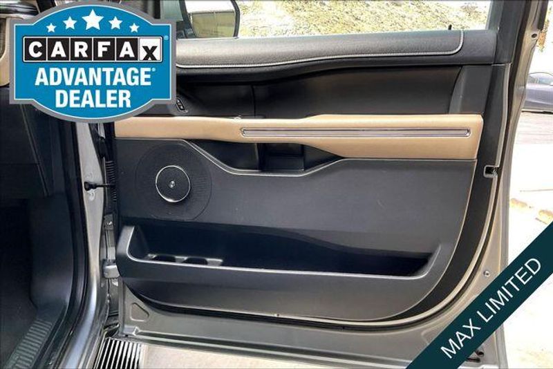 Used 2024 Ford Expedition LimitedImage 23
