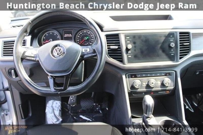 2018 Volkswagen Atlas 2.0T SE w/TechnologyImage 13