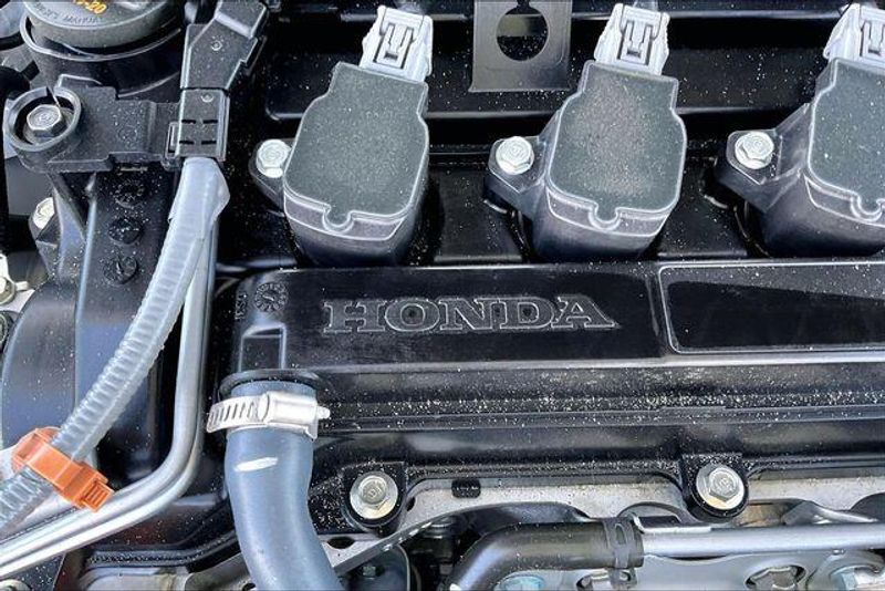 Used 2025 Honda Accord Sedan SEImage 32