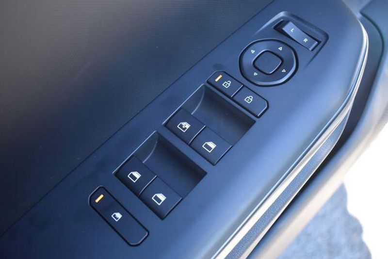 New 2026 Kia K4 LXSImage 18
