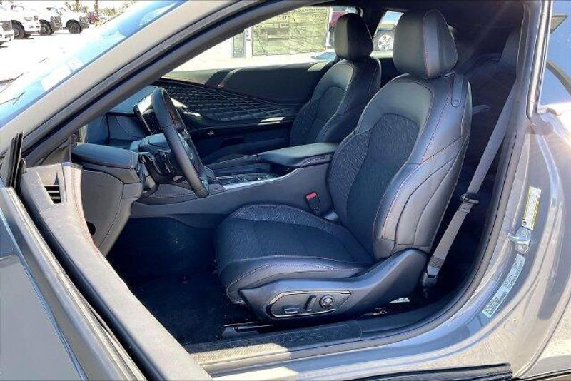 New 2026 Dodge Charger Scat PackImage 8