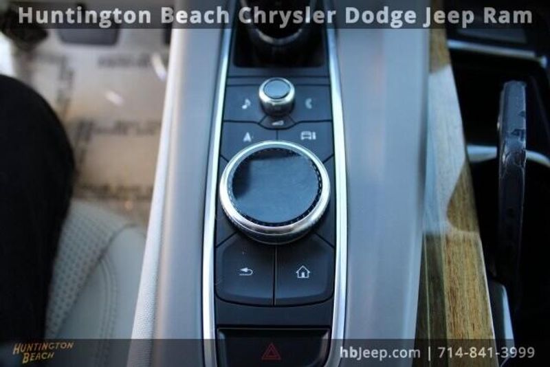 2021 Cadillac Escalade ESV Sport PlatinumImage 35