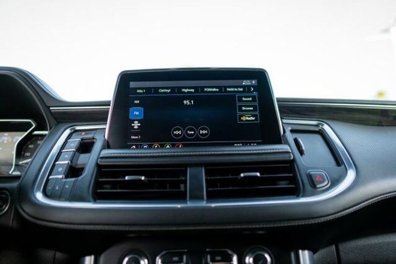 2021 GMC Yukon SLTImage 21
