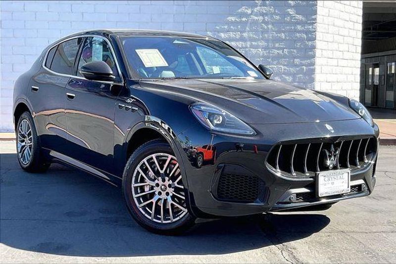 Used 2024 Maserati Grecale GTImage 12