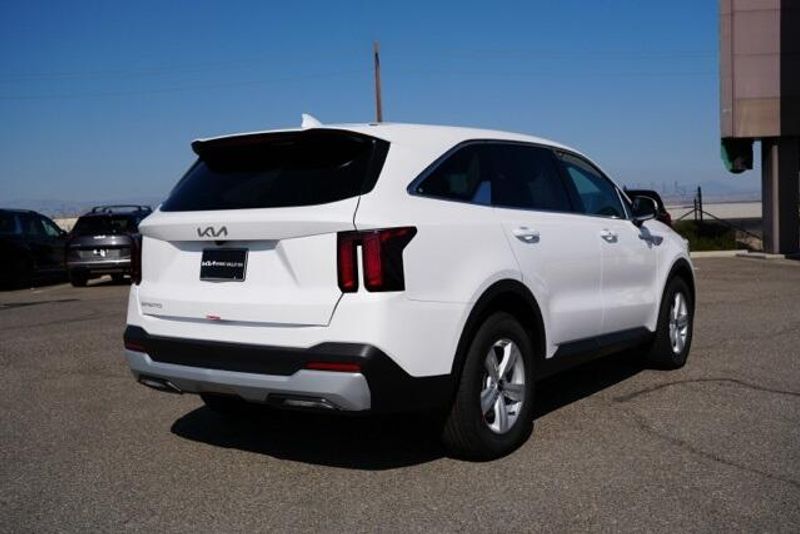 New 2026 Kia Sorento LXImage 7
