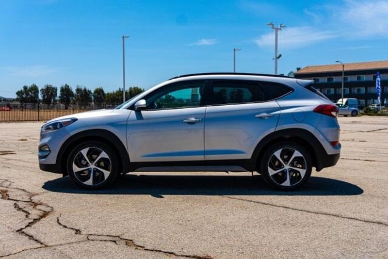 Used 2018 Hyundai Tucson ValueImage 4