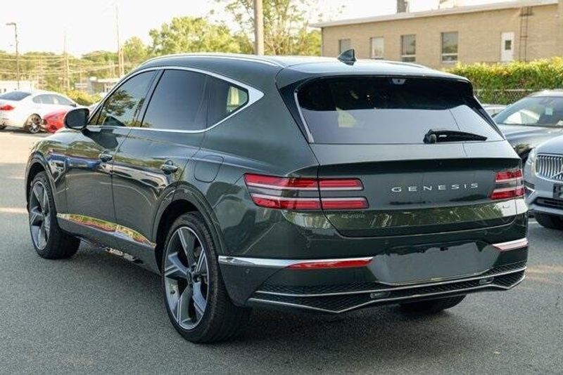 2025 Genesis GV80 3.5T Prestige photo 3