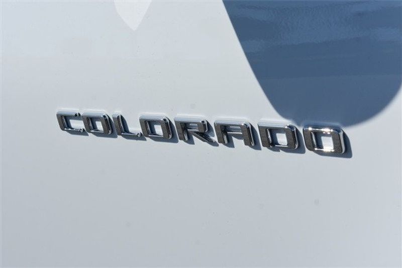 2024 Chevrolet Colorado Work TruckImage 13