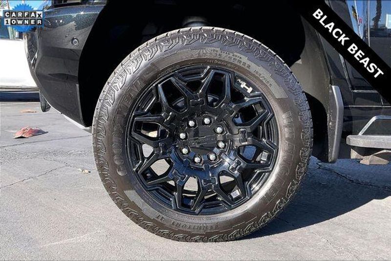 Used 2025 GMC HUMMER EV SUV 2XImage 8