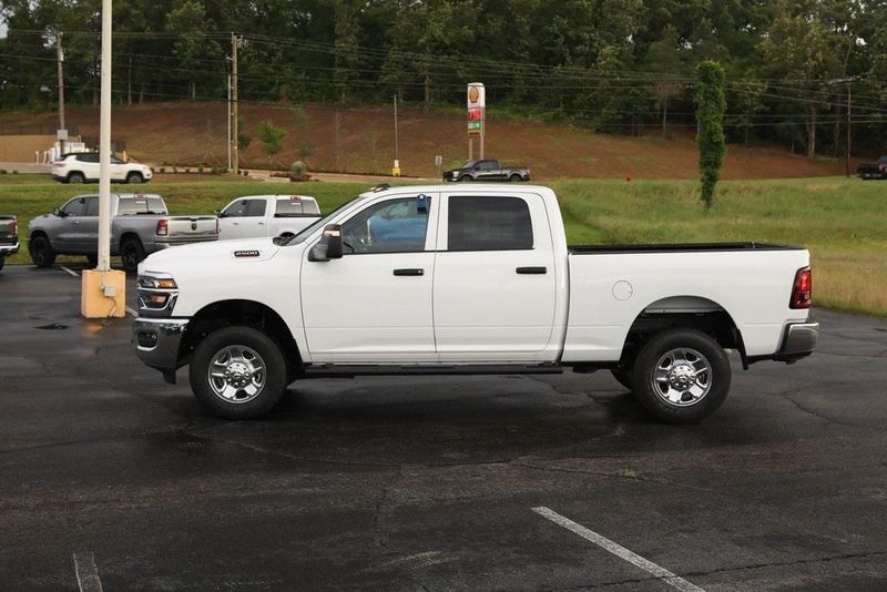 2025 RAM 2500 Tradesman Crew Cab 4x4 6