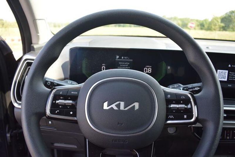New 2025 Kia Sorento LXImage 28