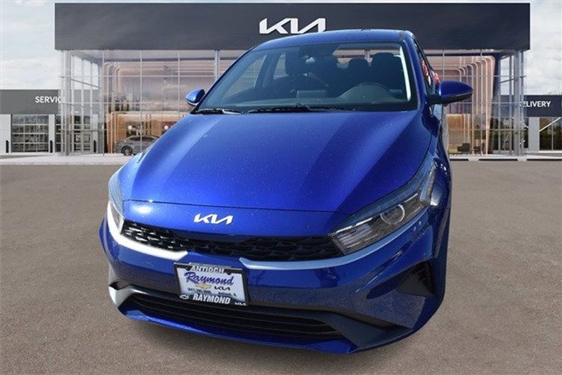 2024 Kia Forte LXSImage 8