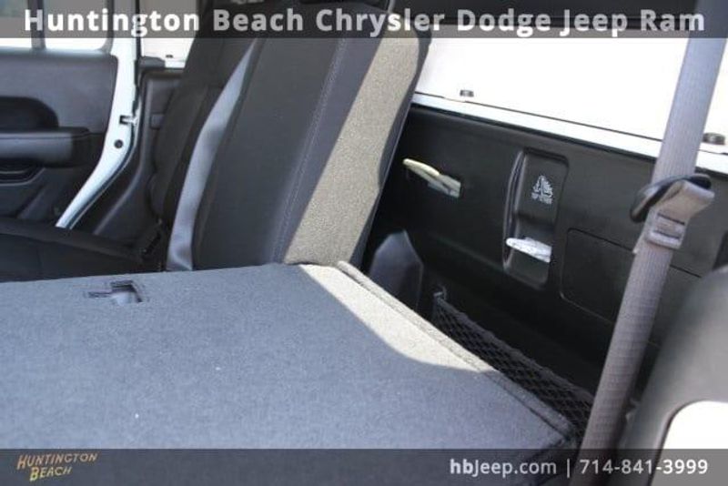 2022 Jeep Gladiator OverlandImage 50
