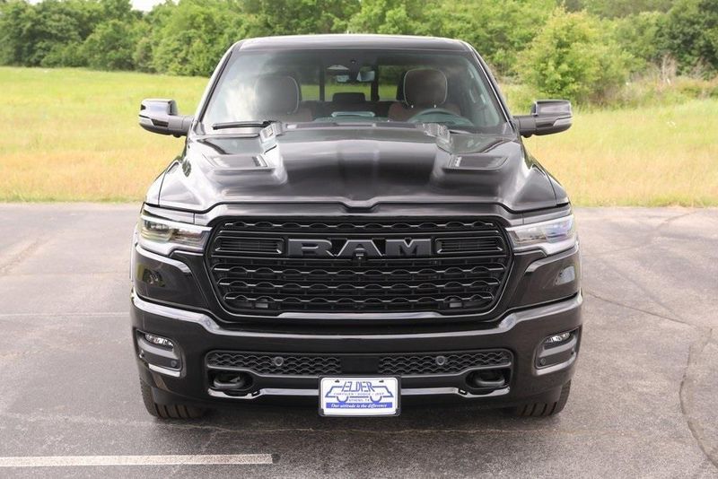 2025 RAM 1500 Limited Crew Cab 4x4 5