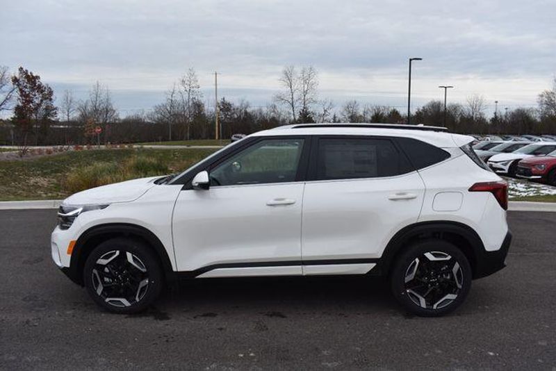 New 2026 Kia Seltos SXImage 7