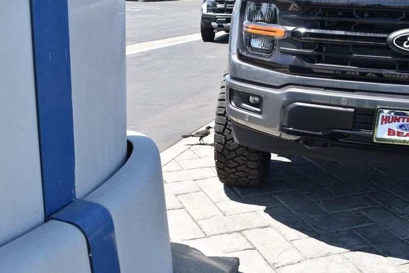 New 2025 Ford F-150 XLTImage 23