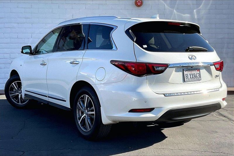 Used 2020 INFINITI QX60 LuxeImage 9