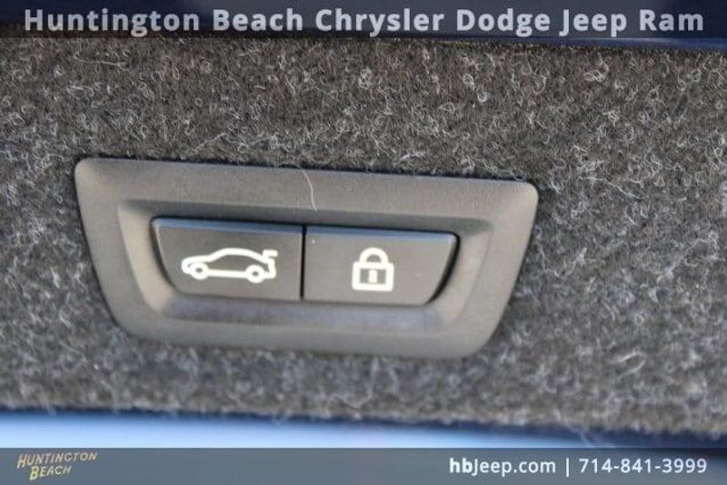 2023 BMW 5 Series 530e IperformanceImage 38