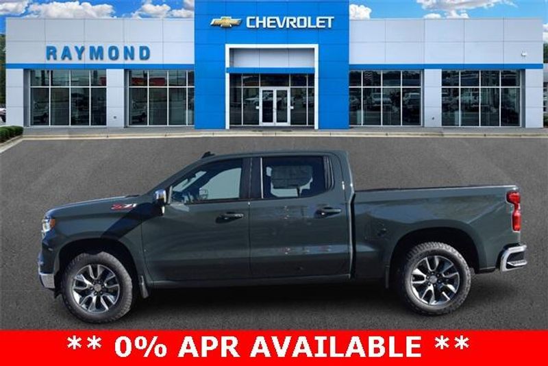 New 2025 Chevrolet Silverado 1500 LTImage 6