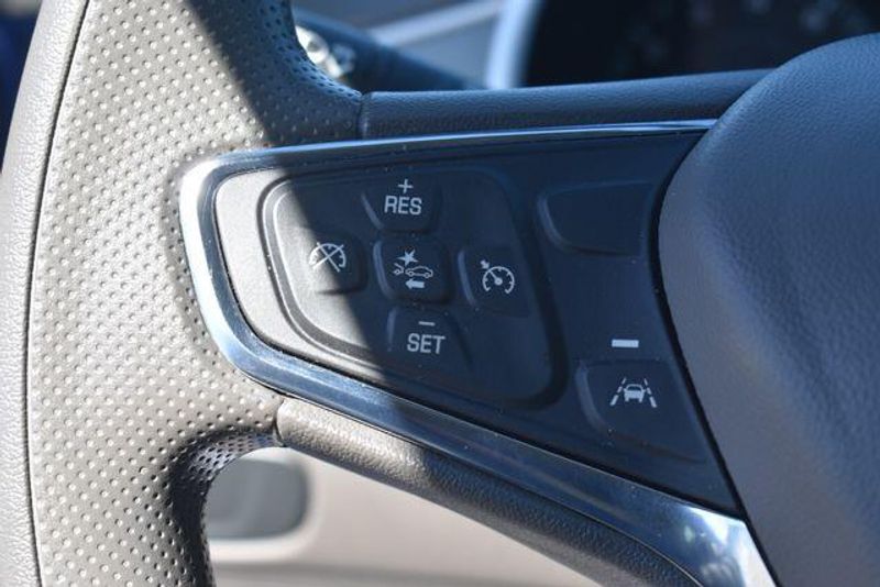 Used 2023 Chevrolet Malibu LTImage 25