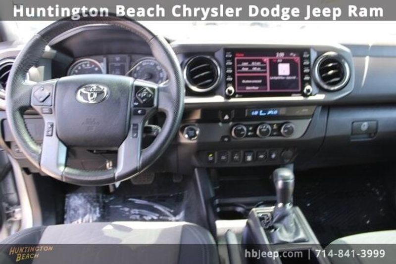 2022 Toyota Tacoma TRD SportImage 17