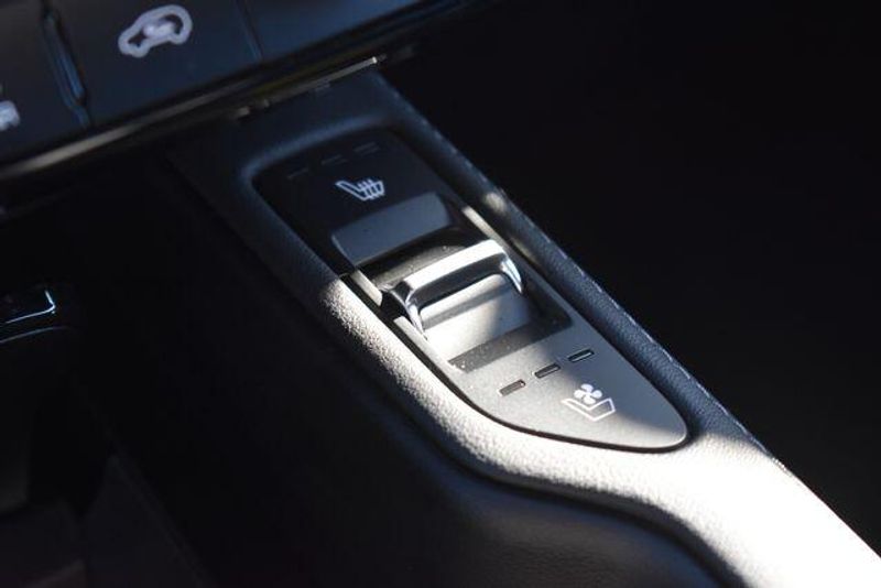Used 2025 Kia Telluride SX X-LineImage 36