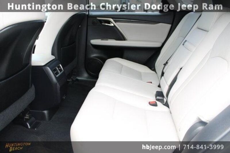 2022 Lexus RX 350Image 33