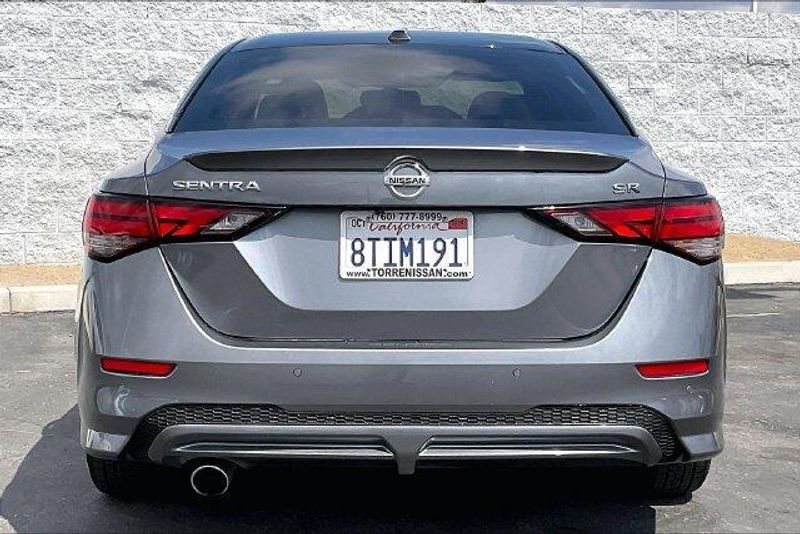 Used 2021 Nissan Sentra SRImage 3