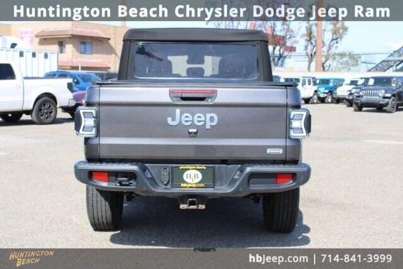 2020 Jeep Gladiator OverlandImage 4