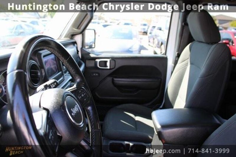 2022 Jeep Wrangler Unlimited Sport SImage 32