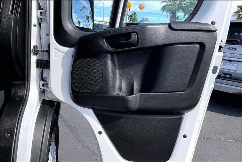 Used 2025 RAM ProMaster 2500 High RoofImage 21