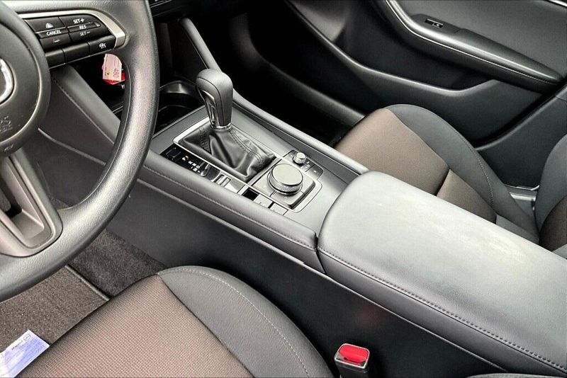 2024 Mazda Mazda3 2.5 SImage 10