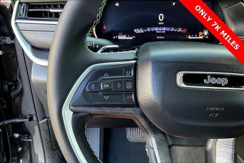 Used 2025 Jeep Grand Cherokee LimitedImage 18