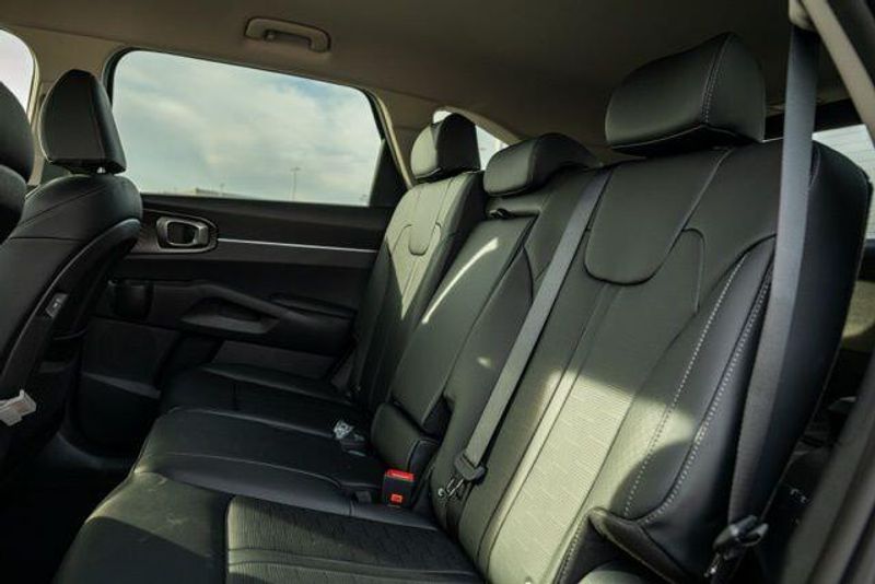 New 2026 Kia Sorento Hybrid EXImage 14