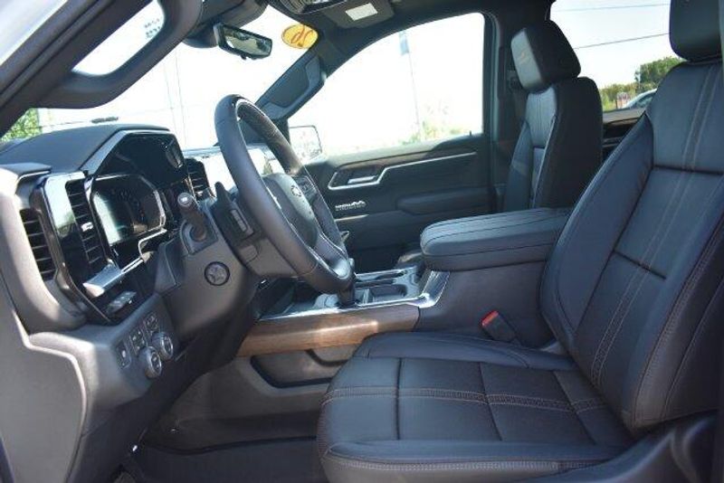 New 2026 Chevrolet Silverado 1500 High CountryImage 33