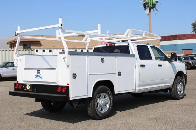 2024 RAM 2500 Tradesman Regular Cab & Chassis 4x2Image 4