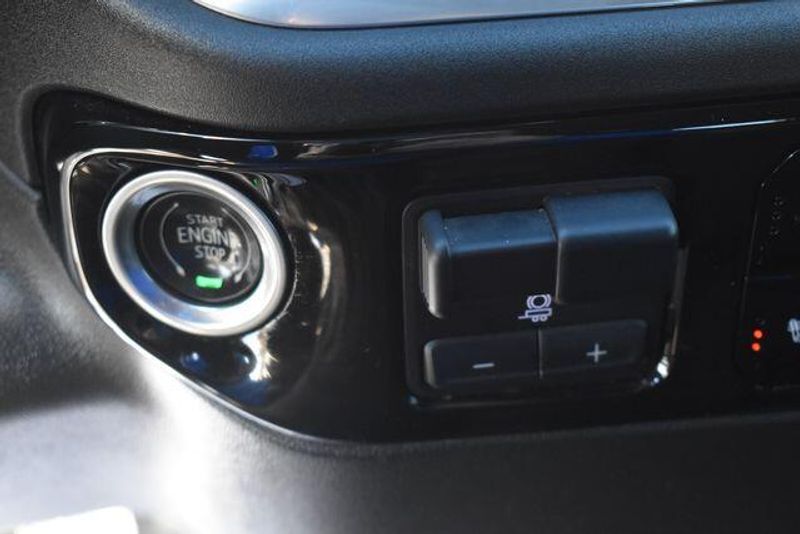 Used 2022 Chevrolet Silverado 1500 LTImage 26