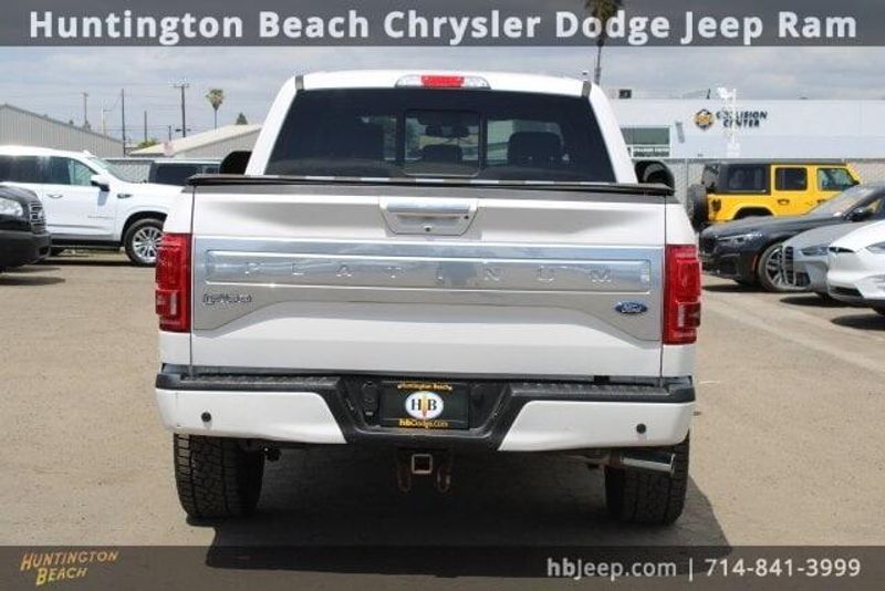2015 Ford F-150 PlatinumImage 4