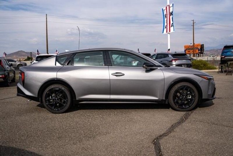 New 2025 Kia K4 GT-Line TurboImage 8