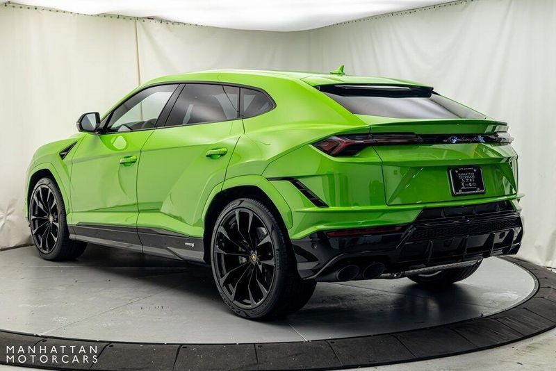 2024 Lamborghini Urus SImage 3