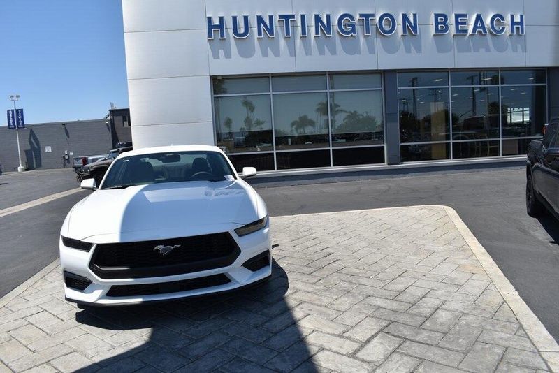 New 2025 Ford Mustang EcoBoostImage 18