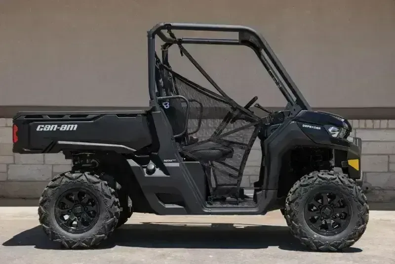 2025 CAN-AM DEFENDER DPS 64 HD10 STEALTH BLACK 