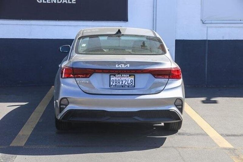 2022 Kia Forte LXSImage 9