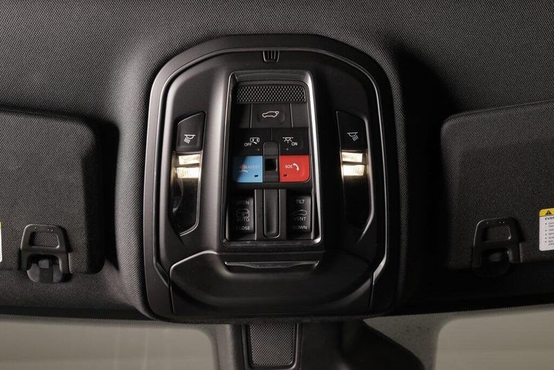 2025 Jeep Grand Cherokee LaredoImage 19