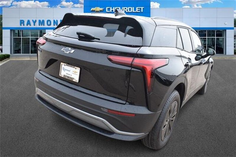 2025 Chevrolet Blazer EV LTImage 3