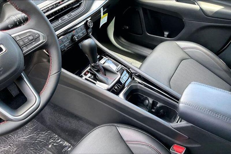 New 2026 Jeep Compass Trailhawk 4x4Image 7