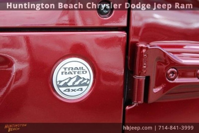 2021 Jeep Wrangler Unlimited IslanderImage 7