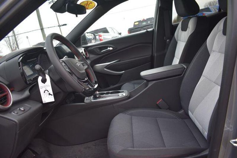 New 2026 Chevrolet Trax 1RSImage 21
